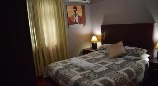 Clycherco Self Catering, Забронировать Отель Блафф Дурбан, рядом с Торговый центр Bluff Hillside Mall