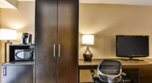 Четырёхместный номер Standard Comfort Inn