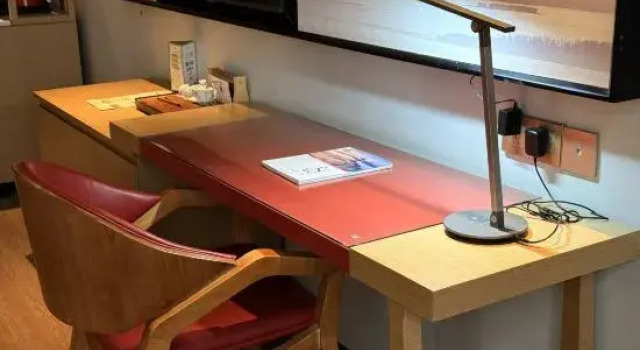 Двухместный люкс Xinyu Zhaowen Fortune Hotel (Yushui District Baoshi Park Branch)