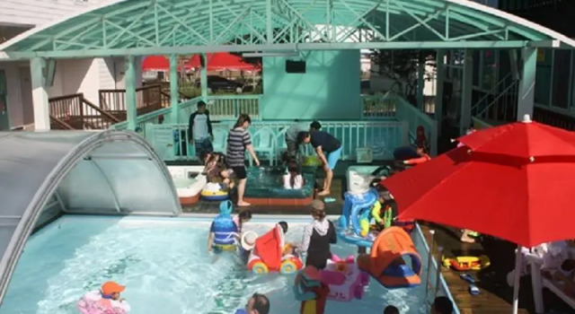 Gyeongju Sea Road Pension [outdoor spa & pool], Забронировать Курортный отель Курортные отели провинции Кёнсан-Пукто, Курортный отель