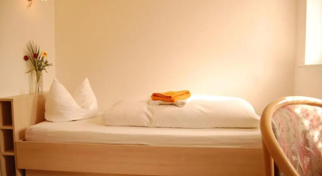 Landgasthof "Am Park", Book Hotel Crottendorf Ore Mountains
