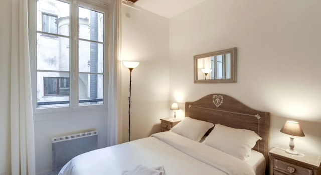 Louvre - Saint Honore Area Apartment, Забронировать Апартаменты/квартира 1-й округ: Лувр Париж, рядом с Лувр — Риволи