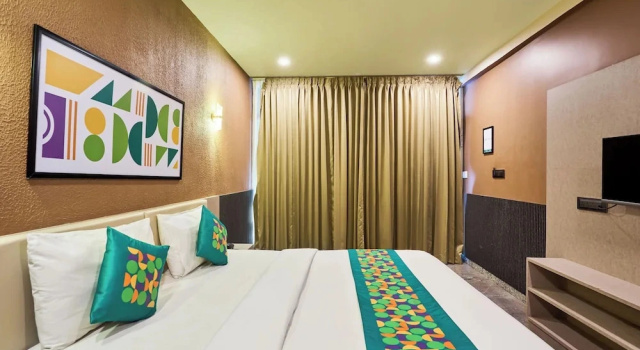 Двухместный номер Standard Treebo Sky Vista Suites with Hill View