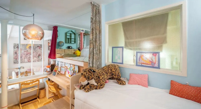 Amazing 2BR Apt With Big Patio 3 Mins From Poissonnière, Забронировать Апартаменты/квартира Париж Иль-де-Франс, рядом с Гран Бульвар
