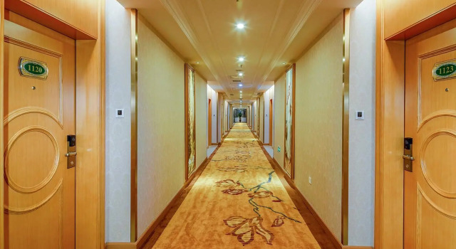 Vienna Hotel Chengdu Pearl River Plaza, Boek Hotel Hotels in Chengdu met parkeren, Parkeren