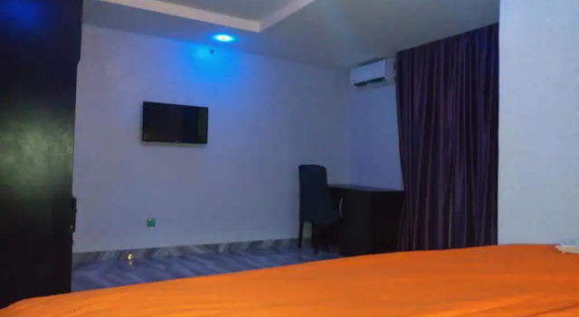 Номер Royal White Court View Hotel