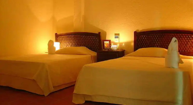 Om Hotel & Lounge-Bar, Prenota Hotel Playa del Carmen Quintana Roo