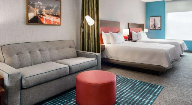 Четырёхместная студия люкс Home2 Suites By Hilton Madison Central Alliant Energy Center