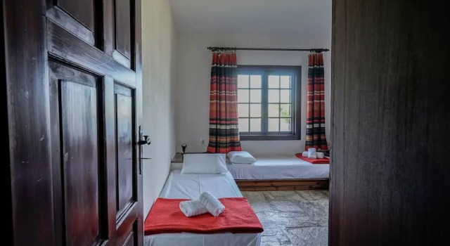 Апартаменты с 5 комнатами с балконом и с видом на сад Sonia Rustic Mansion - 5bd 30 Sec Walk T