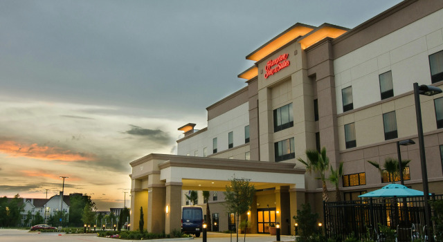 Hampton Inn & Suites by Hilton Houston North IAH, Book Hotel Houston Houston
