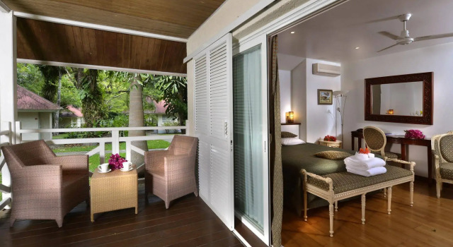 Hotel Evasion, Boek Hotel Hotels en accommodaties in Sarramea, Hotel