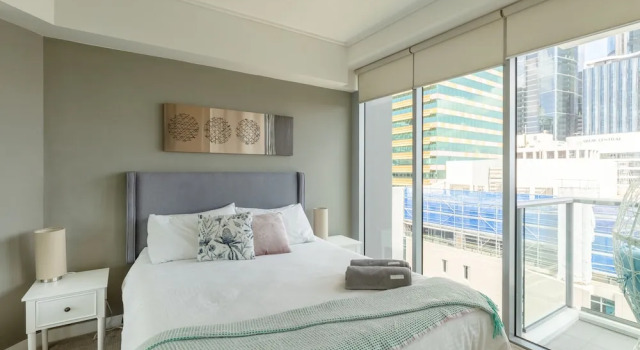 Апартаменты Premium с 2 комнатами с балконом и с видом на реку S&P Apartments - Tank St