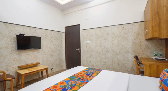 FabHotel Classic Heights - Near Yelahanka Railway Station, Забронировать Отель Отели штата Карнатаки 3 звезды, 3*
