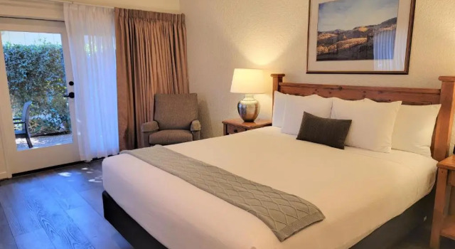 Номер Superior El Pueblo Inn