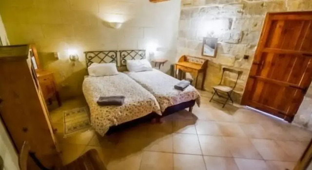 Steves Villas, Varaa Villa Xaghra Gozo