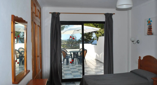 Apartamentos Australasia Playa, Book Apartment Hotels in Ibiza with a Pool, Swimming Pool