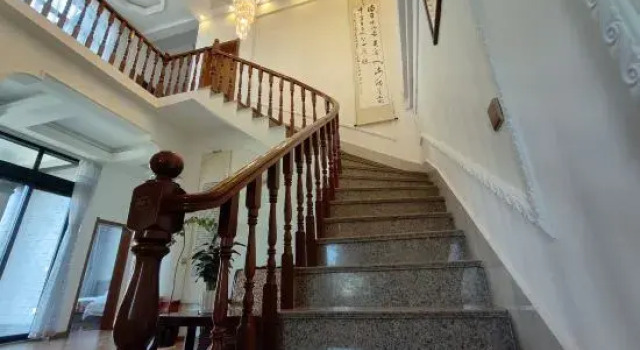 Staying and Forgotten Homestay, Prenota Hotel Lijiang Yunnan