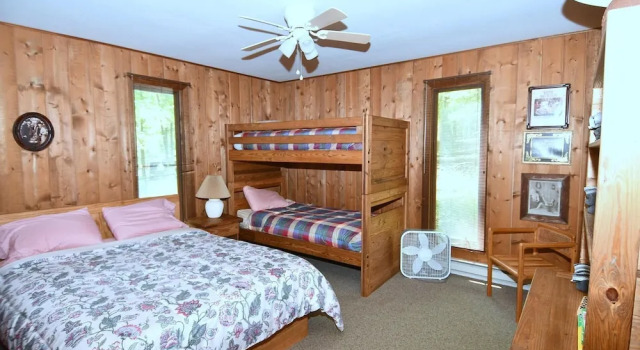 Haven Home, Book Feriehus Sommerhuse i Berkeley Springs, Hytte