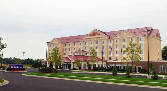 Номер Deluxe Hilton Garden Inn Louisville-Northeast