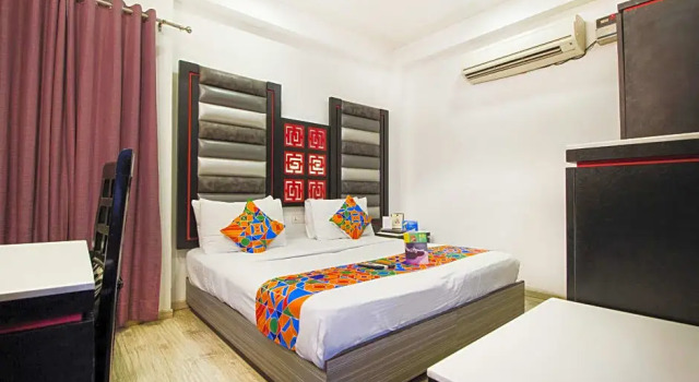 Двухместный номер Economy Hotel Suncourt Corporate