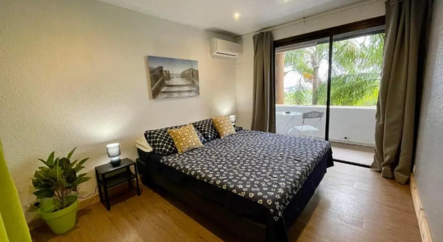Апартаменты Tunui City Apartment - Quiet & Pool