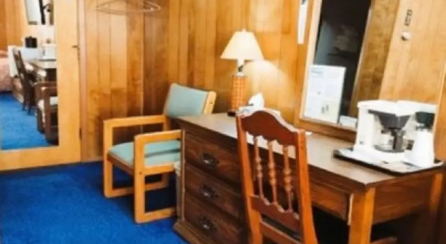 Трёхместный номер Standard Love Hotels Voyageur by OYO at International Falls MN