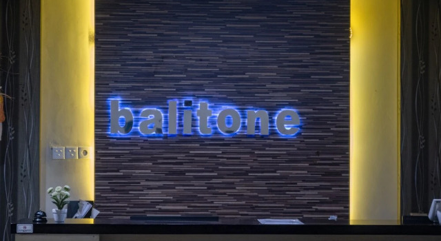 Balitone Guest House, Reservar Casa de hóspedes Hotéis em Bali com piscina, Piscina