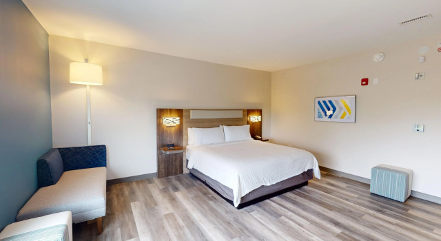 Holiday Inn Express & Suites Chicago Schaumburg by IHG, Забронировать Отель Отели Иллинойс 3 звезды, 3*