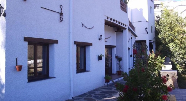 Apartment With 2 Bedrooms in Bérchules, With Wonderful Mountain View, Terrace and Wifi Near the Beach