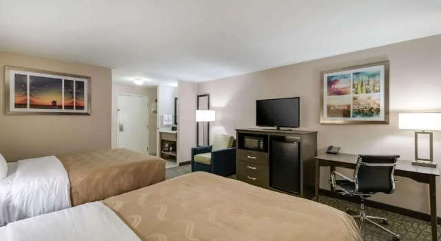 Четырёхместный номер Standard Quality Inn & Suites Ardmore