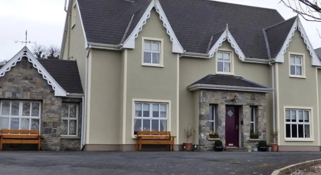 Parkhouse B&B, Book Hotel Hoteller i Clare med parkering, Parkering