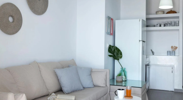 Люкс с 2 комнатами с видом на море Amperian Mykonos Suites & Villas
