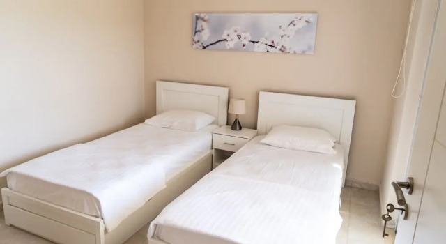 Villa Cretanblossom, Book Villa Hotels in Nopigia with Parking, Parking