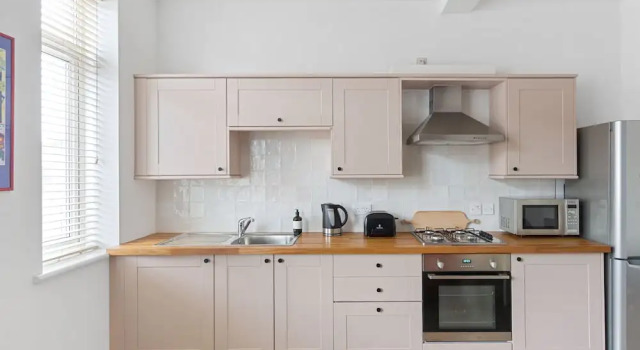 Апартаменты Premier 84A Albany Road