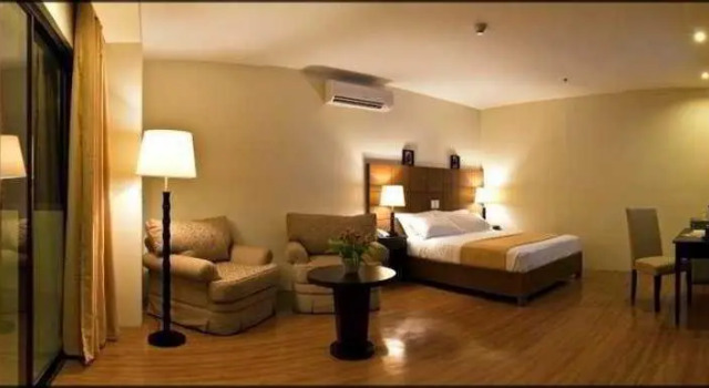 Двухместный номер Standard The Pinnacle Hotel and Suites