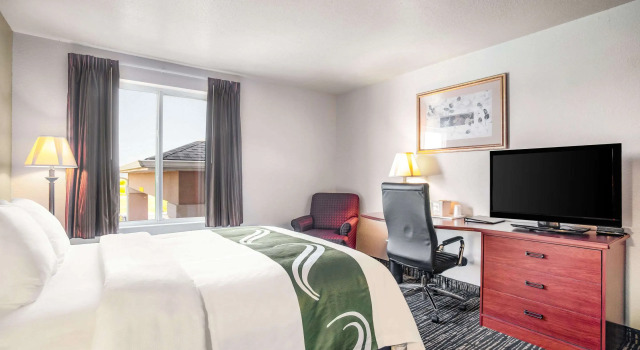 Quality Inn Parsons North, 预订 酒店 帕森斯 堪萨斯州