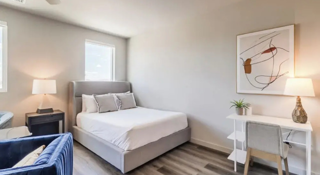 Landing Apartments - Emory at RED, Забронировать Апартаменты/квартира Отели Рино с бассейном, рядом с Театр Reno Little Theater, Бассейн
