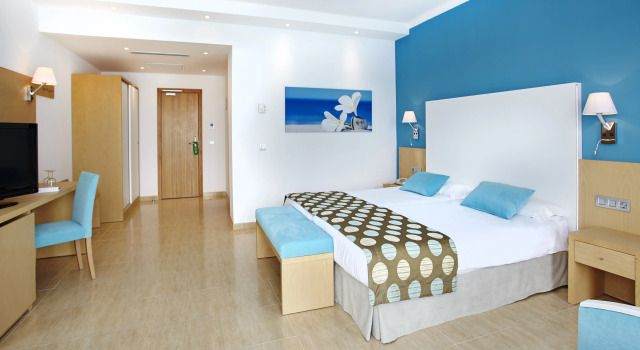 Universal Hotel Marqués, Book Hotel Ses Salines Majorca