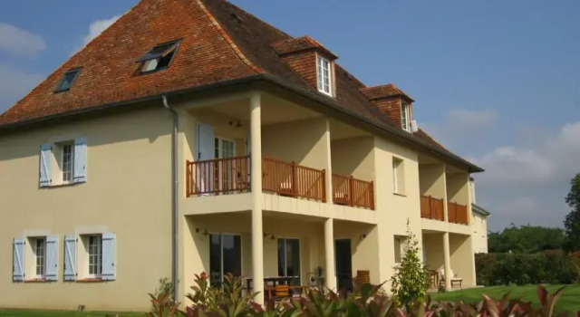 Entre Vignobles Et Vergers, Book Hotel Monein Pyrénées-Atlantiques