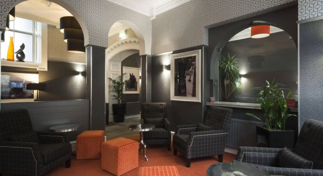 Blue Rainbow Apart Hotel Edinburgh, Забронировать Апарт-отель Эдинбург Midlothian, рядом с Национальный музей Шотландии