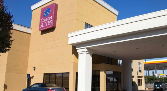 Люкс Comfort Suites Fultondale I-65 near I-22
