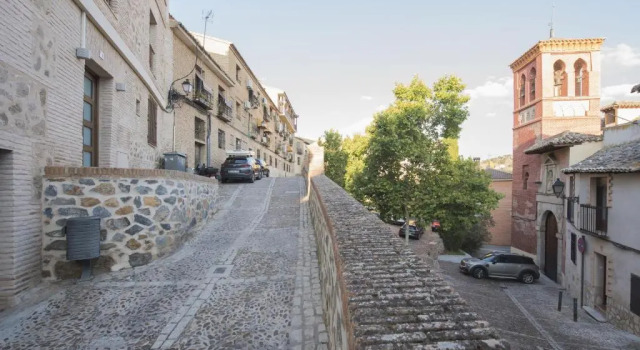 Апартаменты Apartamento San Cipriano con parking incluido
