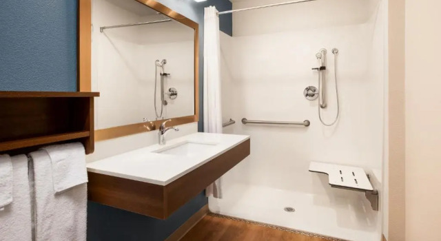 Люкс WoodSpring Suites Washington DC Andrews AFB