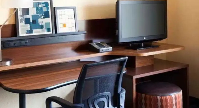 Fairfield Inn & Suites Phoenix Airport, Забронировать Отель Финикс 