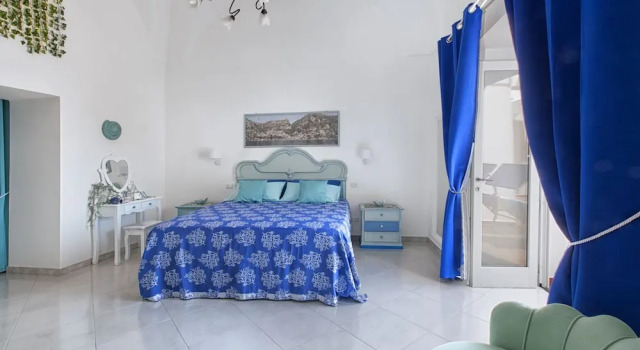 Коттедж с 2 комнатами с балконом и с видом на море Estate4home - Casa Antonietta