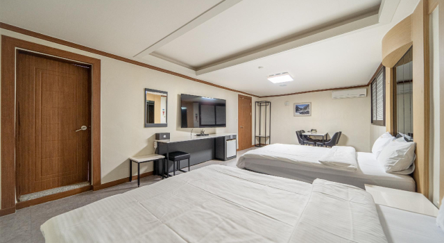Eastern Hotel