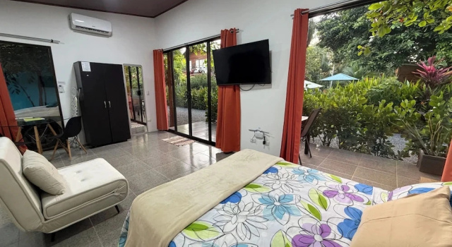 Бунгало Uvita Oasis Retreat with Villa Cabins and Apartment
