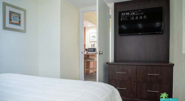 Crystal Beach Suites Miami Oceanfront Hotel, Забронировать Отель Отели Miami Metropolitan Area 3 звезды, 3*