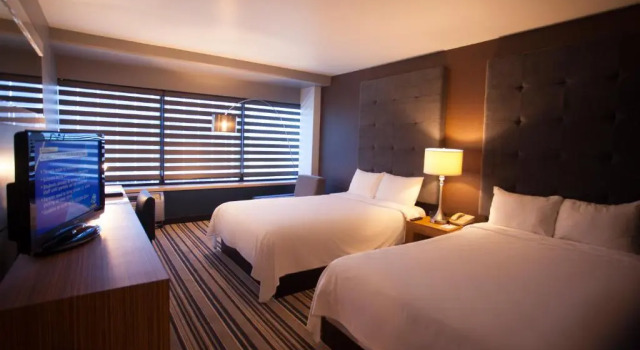 Четырёхместный номер Premier Hotel Huntington Beach