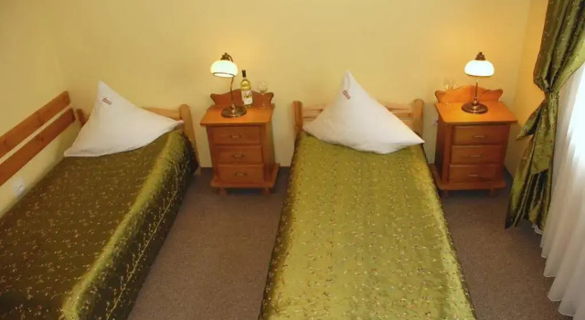 Hotel Karkonosze, Забронировать Отель Карпач 